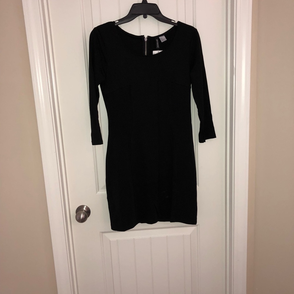 H&M black bodycon dress NWT